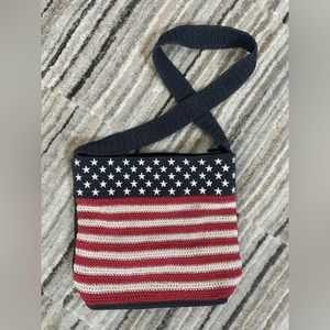 Patriotic zippered purse